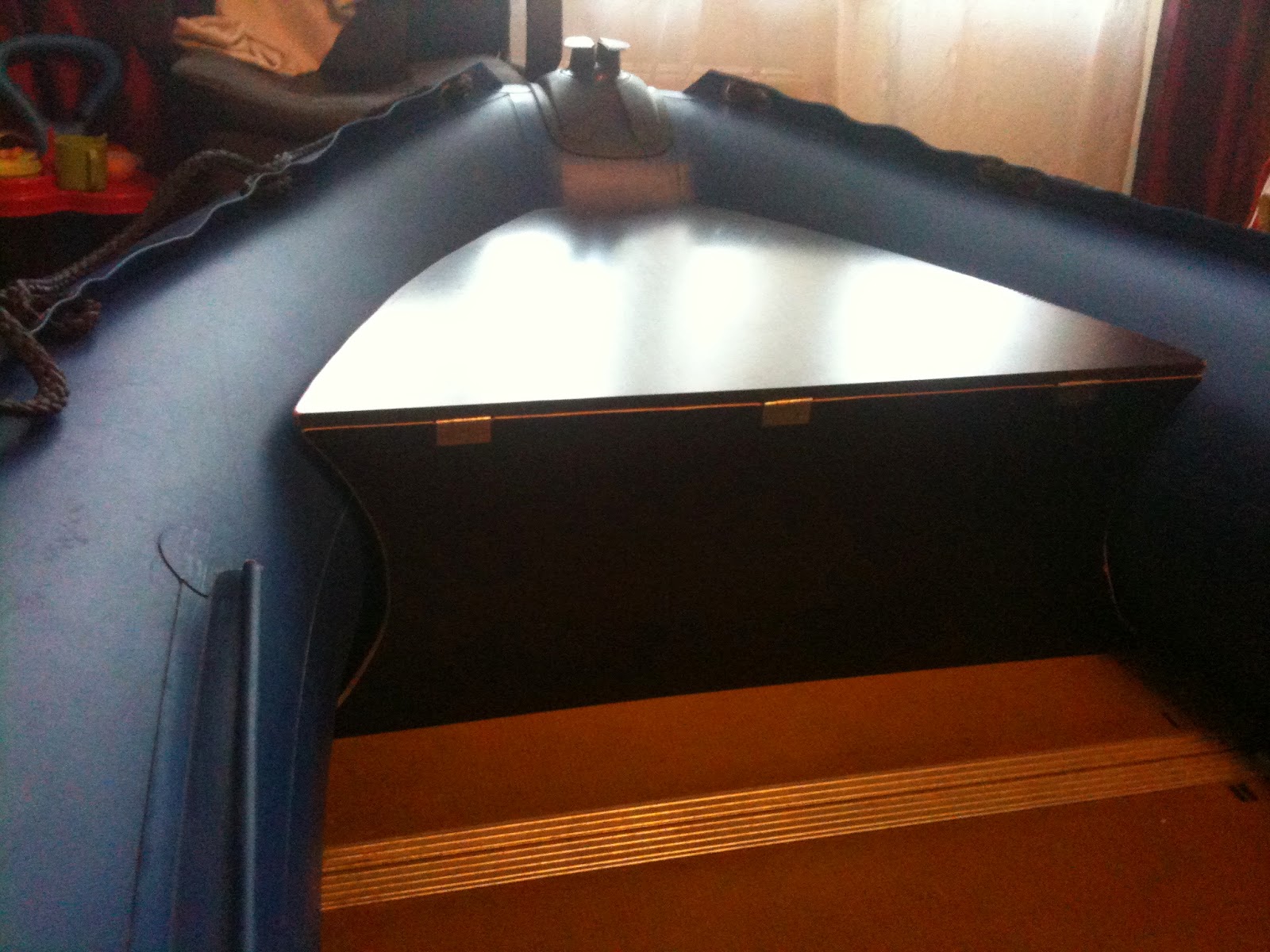 стол на лодку пвх своими